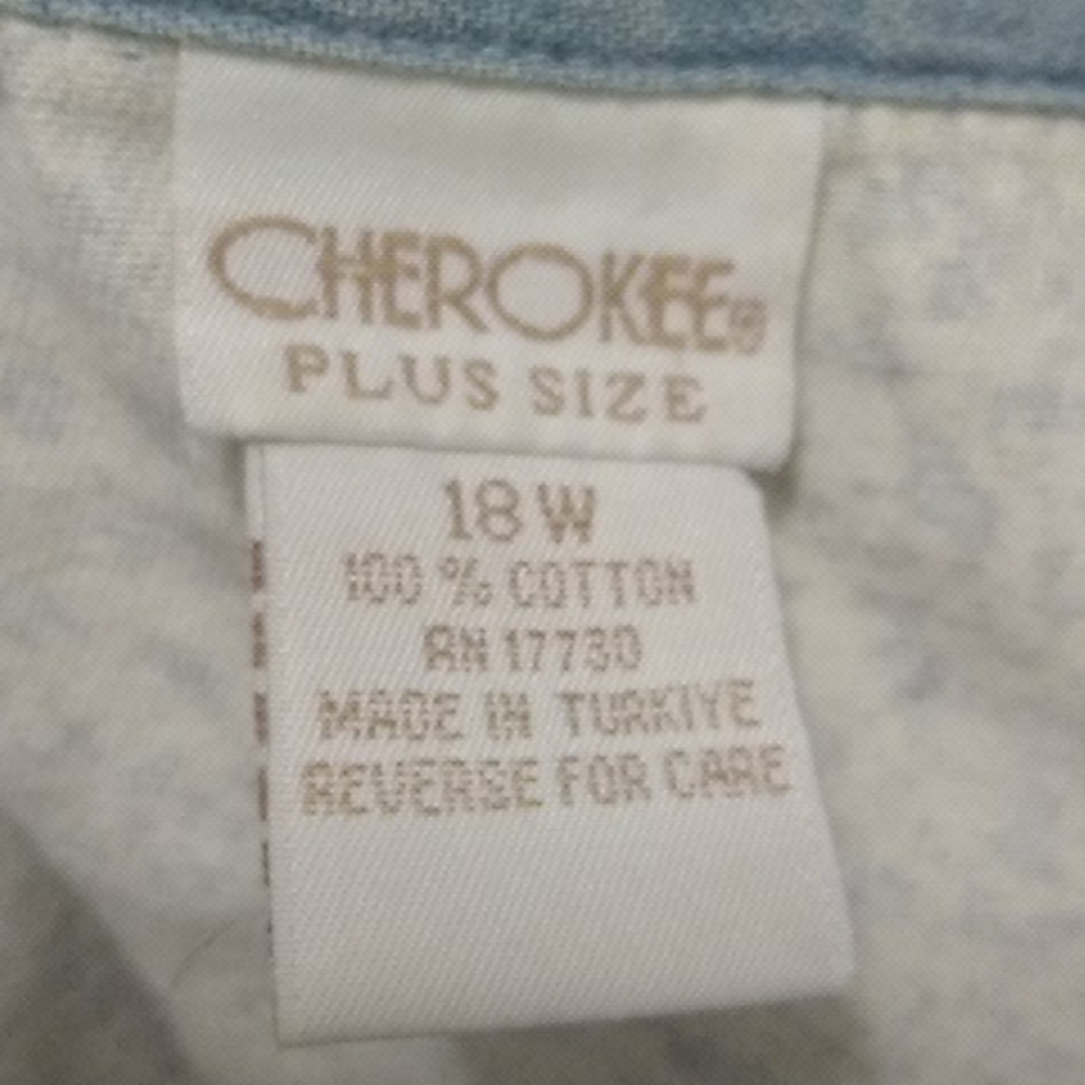 Cherokee 18 W Zippered Flowered Shirt - Picture 8 of 9